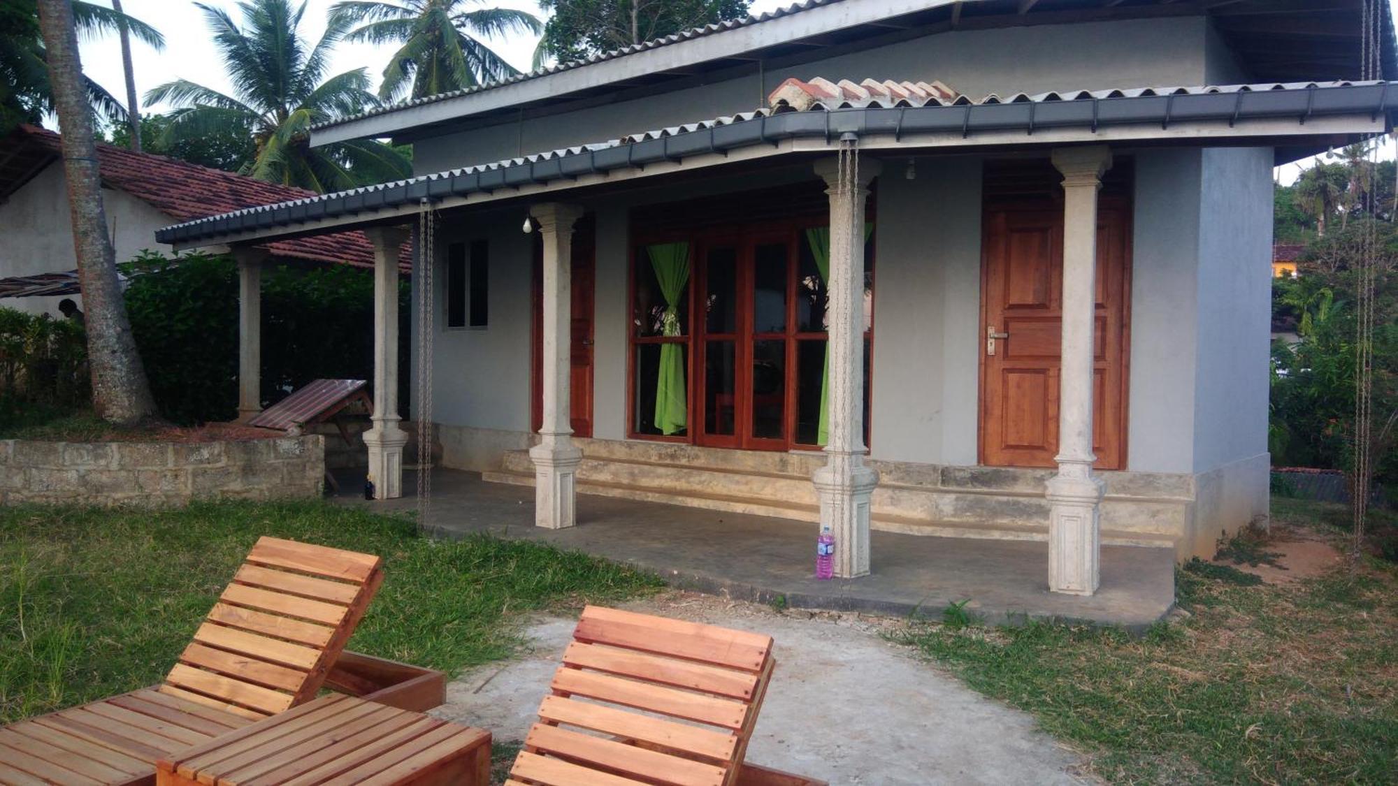Bed and Breakfast Pemuyan Mirissa70 Exterior foto
